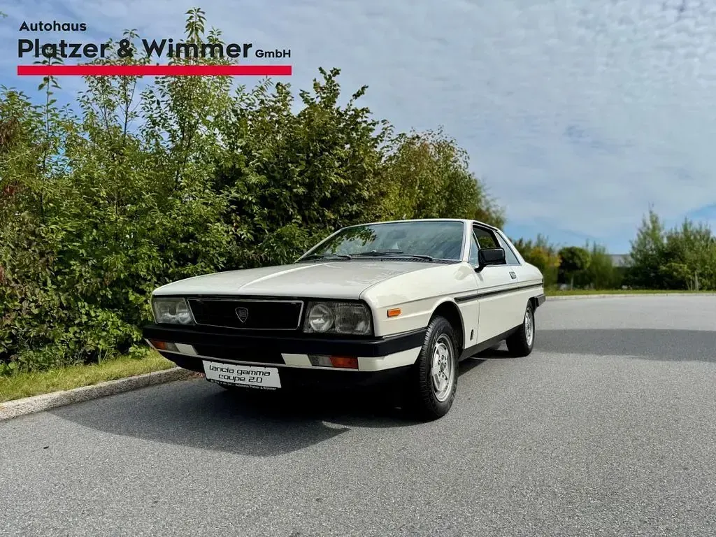 Second-hand Lancia 2000 120 CP (88 kW) 1978 Alb Coupe