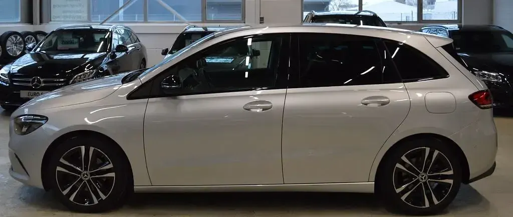 Gebraucht Mercedes B200 AMG Edition 1 163 PS (119 kW) 2019 Silber Kleinwagen