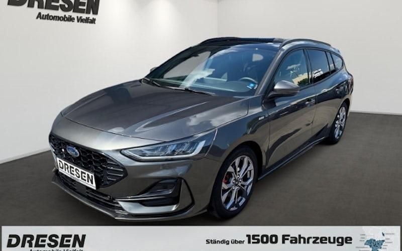 Grau Gebraucht 2024 Ford Focus ST-Line X Kombi | 26.690 € (Guter Preis) - Bild 1/4