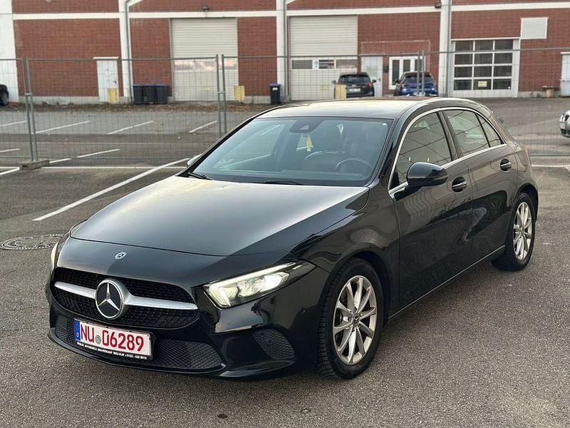 Gebraucht Mercedes A250 224 PS (164 kW) 2018 Schwarz Limousine