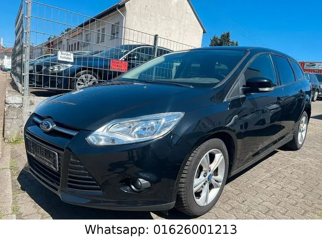 Używany Ford Focus SYNC Edition 125 KM (91 kW) 2014 Czarny Sedan/Limuzyna