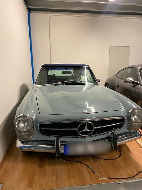 Blau Gebraucht 1969 Mercedes SL280 Cabrio | 89.950 € - Bild 1/4