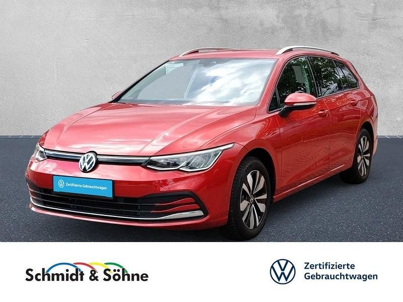 Gebraucht VW Golf VIII Move 110 PS (80 kW) 2024 Kings red (rot) Kombi