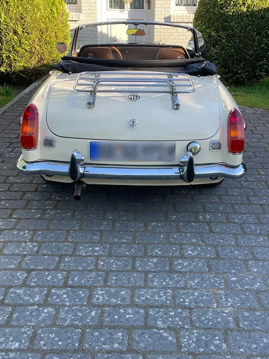Occasion MG B 95 ch (69 kW) 1971 Beige Cabriolet