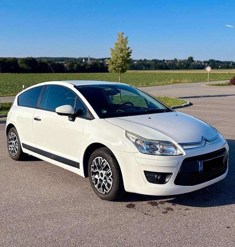 Weiß Gebraucht 2010 Citroën C4 Coupé | 1.999 € (Fairer Preis) - Bild 1/4