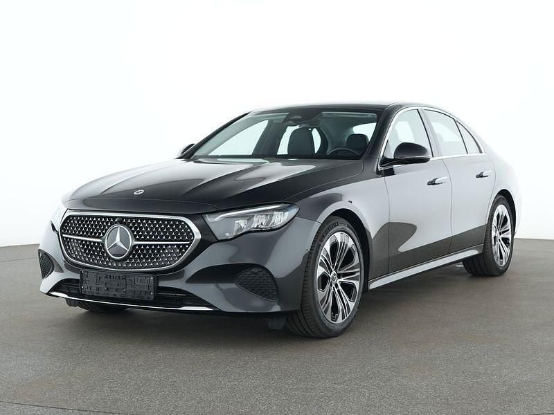 Metalliclack graphitgrau Gebraucht 2024 Mercedes E220 Avantgarde Limousine | 48.750 € (Superpreis) - Bild 1/4
