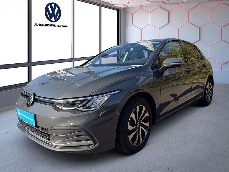 Grau Gebraucht 2021 VW Golf VIII Active Limousine | 19.950 € (Fairer Preis) - Bild 1/3