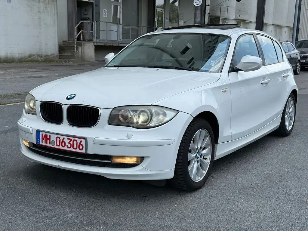Gebraucht BMW 116 Performance 122 PS (89 kW) 2010 Alpinweiss iii Kleinwagen