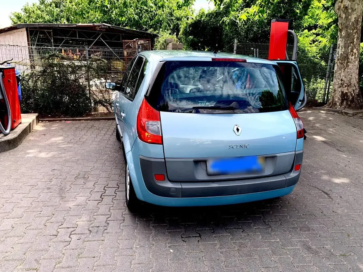 Gebraucht Renault Mégane III 113 PS (83 kW) 2008 Blau Kleinwagen