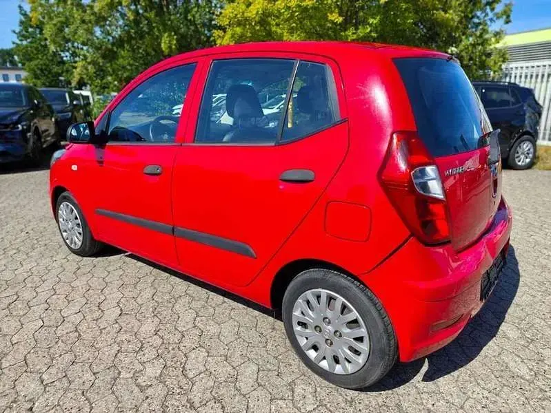 Gebraucht Hyundai i10 Classic 69 PS (50 kW) 2012 Rot Kleinwagen