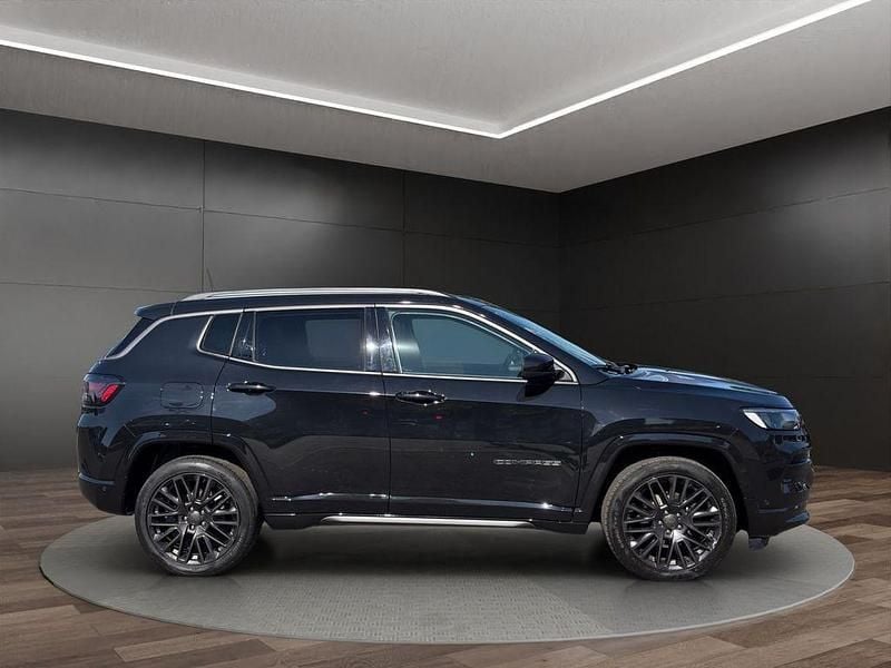 Gebraucht Jeep Compass 150 PS (110 kW) 2021 Schwarz SUV