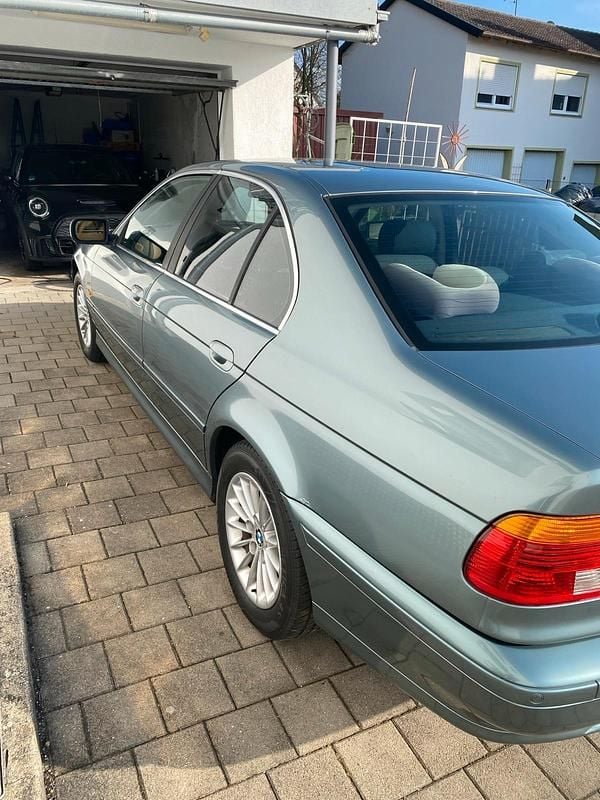 Gebraucht BMW 530 231 PS (169 kW) 2002 Grün Limousine