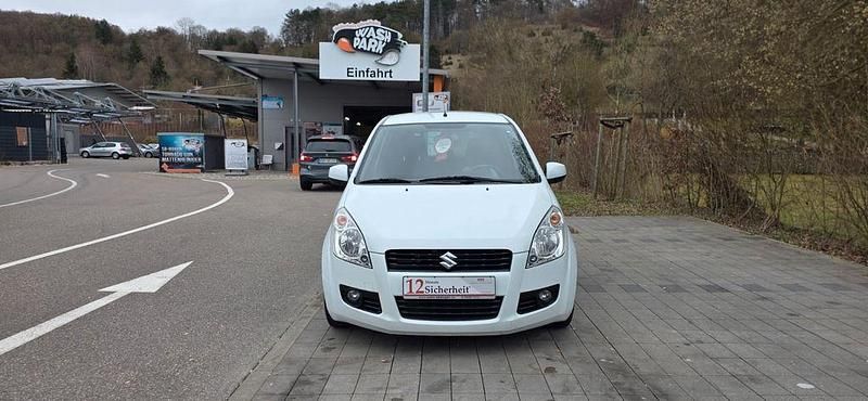 Gebraucht Suzuki Splash Club 86 PS (63 kW) 2009 Weiß Kleinwagen