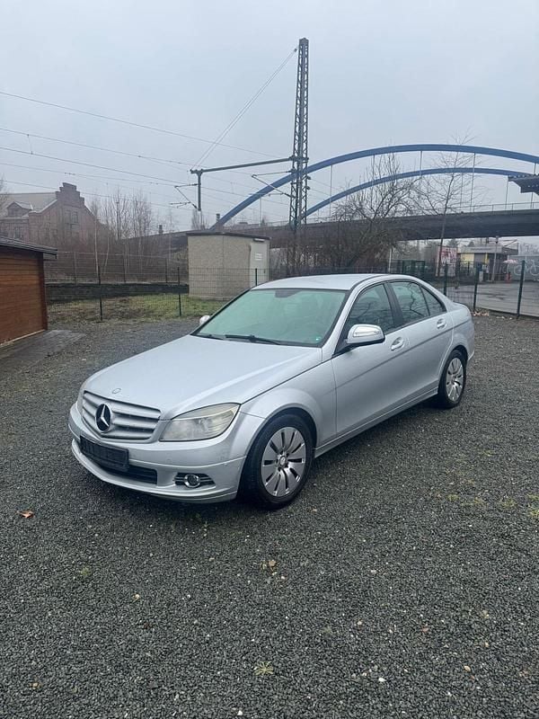 Gebraucht Mercedes C220 170 PS (125 kW) 2007 Silber Limousine