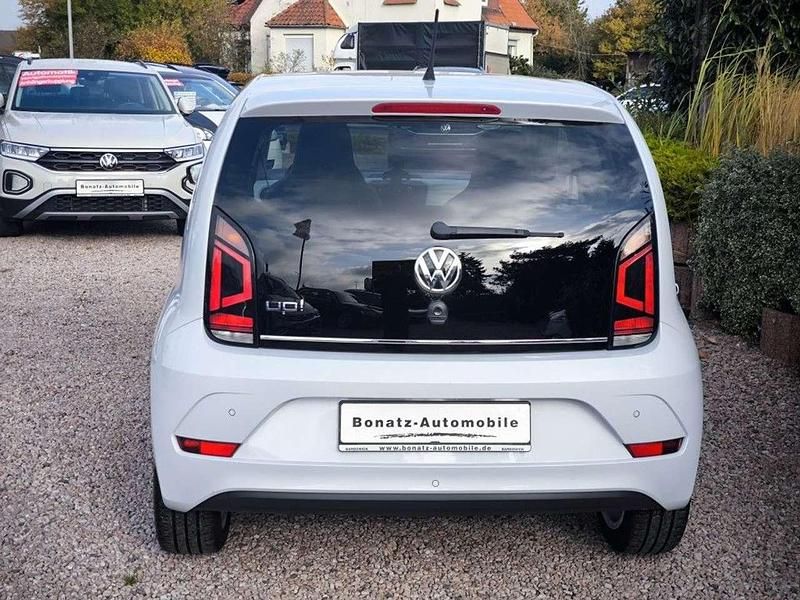 Gebraucht VW up! Beats 75 PS (55 kW) 2018 Weiß Kleinwagen