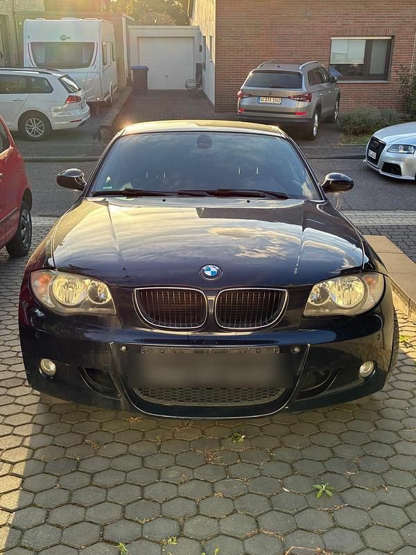 Schwarz Gebraucht 2007 BMW 120 M Sport Kleinwagen | 1.999 € - Bild 1/4