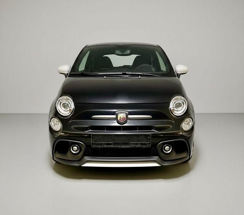 Gebraucht Abarth 695 Esseesse 179 PS (131 kW) 2021 Schwarz Kleinwagen