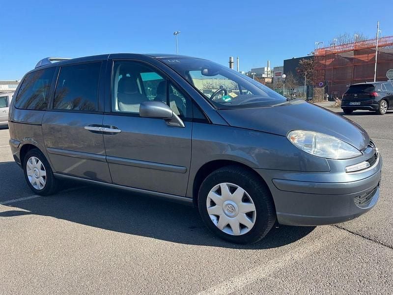 Gebraucht Peugeot 807 Family 140 PS (102 kW) 2009 Grau Van / Kleinbus