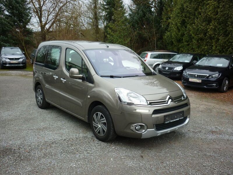 Lack nocciola/metallic Gebraucht 2014 Citroën Berlingo Van / Kleinbus | 10.800 € (Teuer) - Bild 1/4