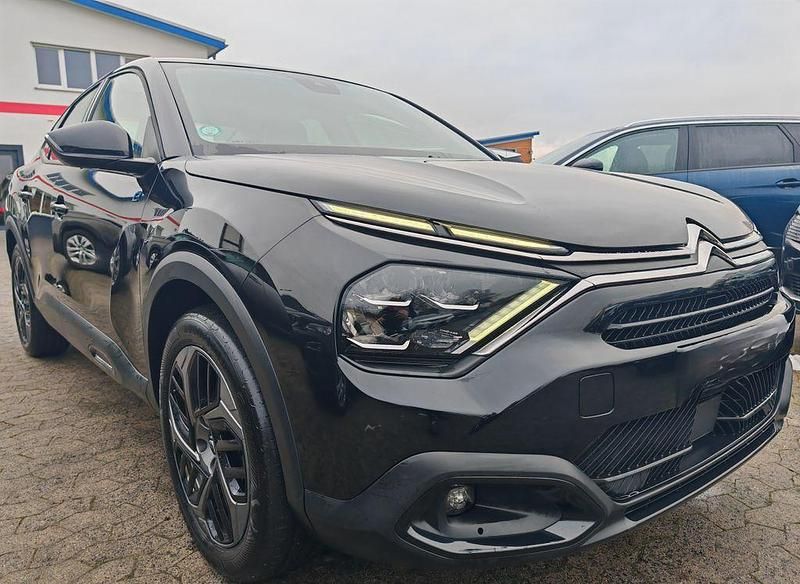 Gebraucht Citroën e-C4 100 kW (136 PS) 2024 Schwarz Limousine