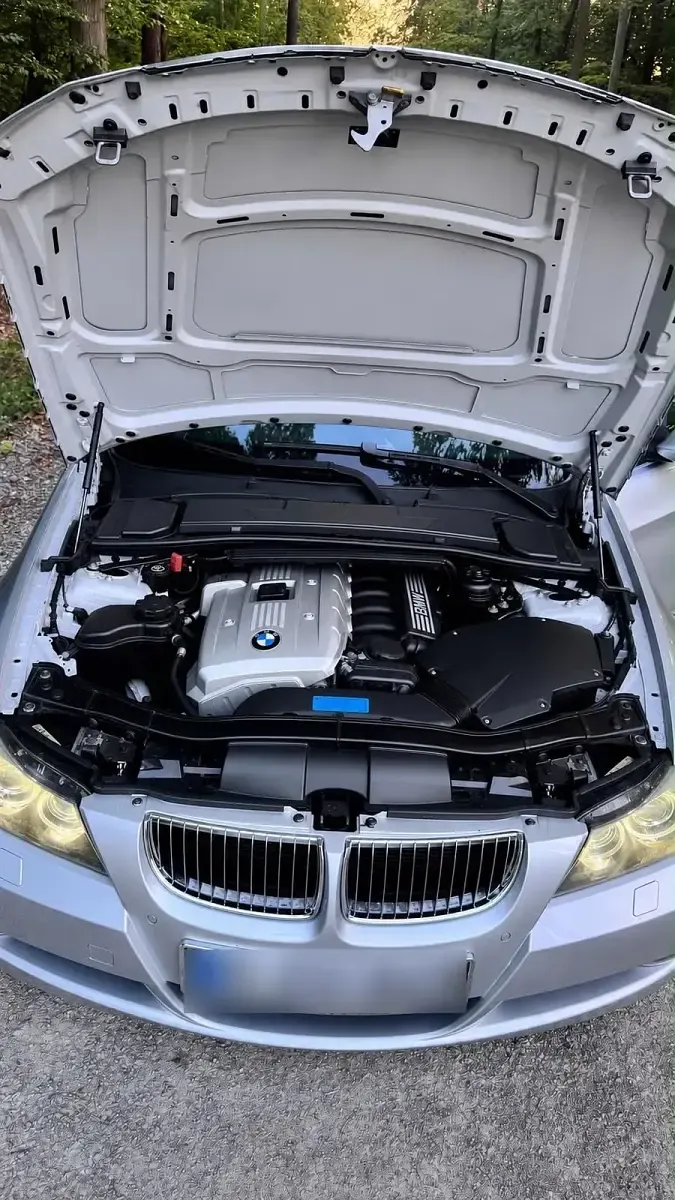 Gebraucht BMW 325 218 PS (160 kW) 2005 Silber Limousine