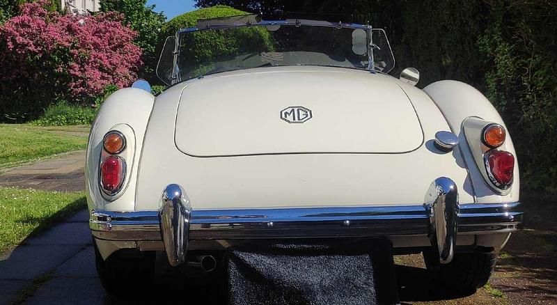 Gebraucht MG MGA 101 PS (74 kW) 1960 Weiß Cabrio