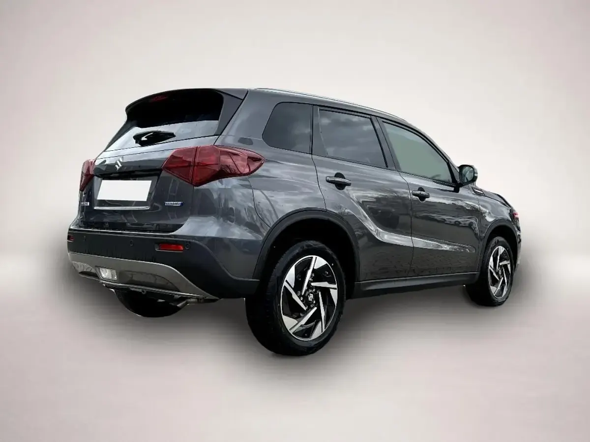 Neu Suzuki Vitara GLX 110 PS (80 kW) 2025 Manufacturer SUV