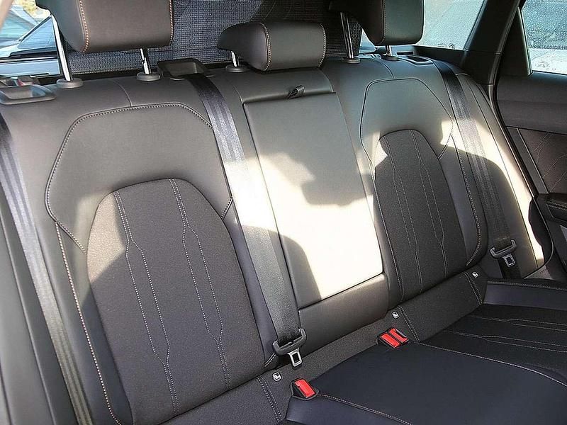 Gebraucht Cupra Leon 150 PS (110 kW) 2024 Midnightblack Kombi