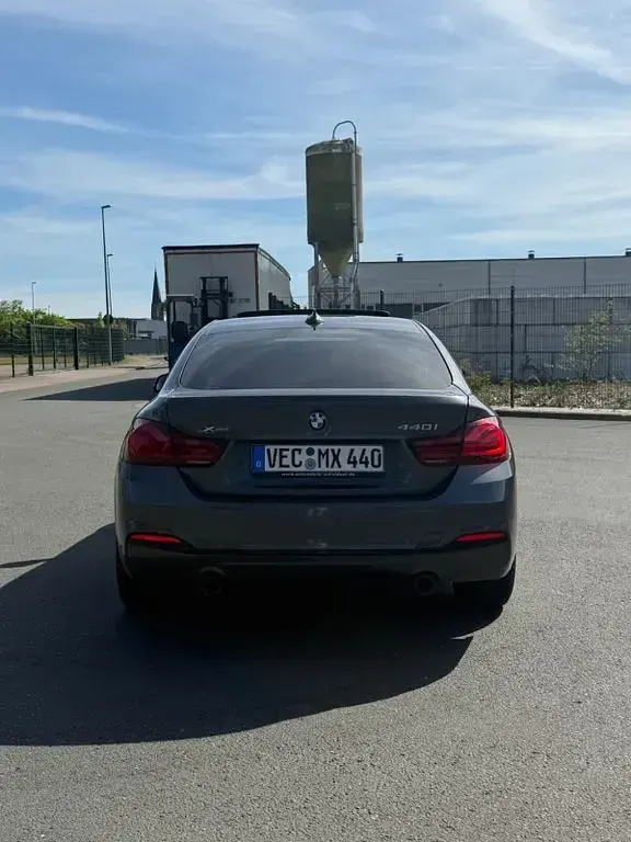 Gebraucht BMW 440 Sport Line 326 PS (239 kW) 2019 Schwarz Coupé