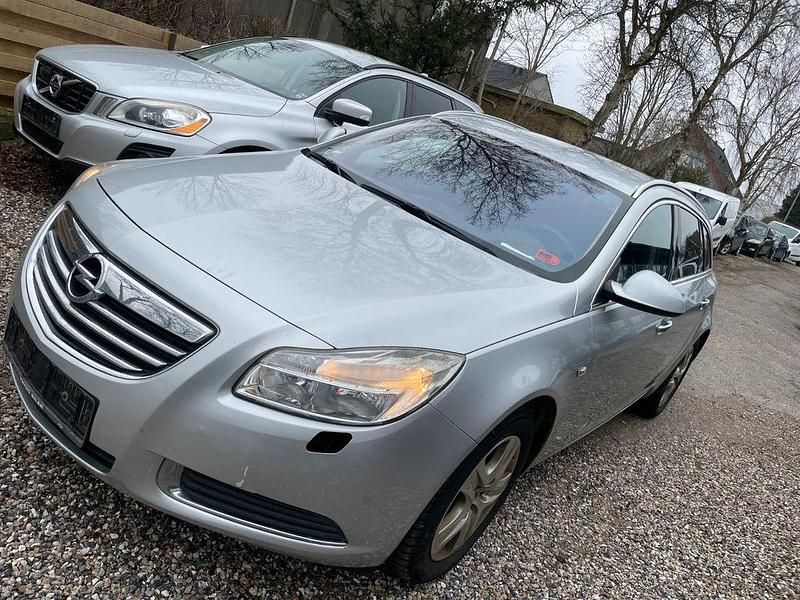 Grau Gebraucht 2009 Opel Insignia Edition Kombi | 1.400 € - Bild 1/4