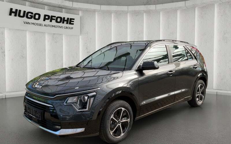 Grau Neu 2025 Kia Niro Vision SUV | 31.031 € (Fairer Preis) - Bild 1/4