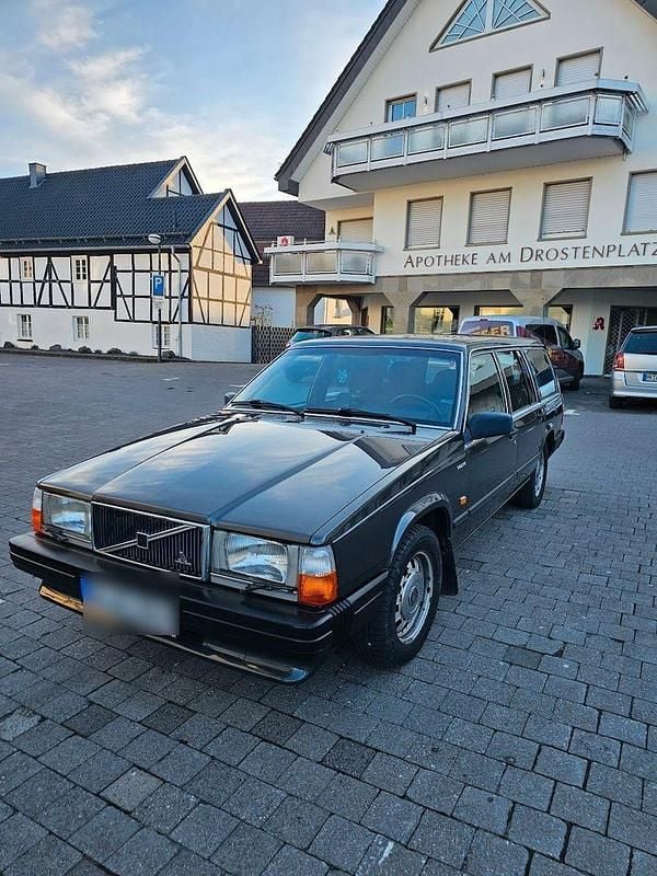 Grau Gebraucht 1988 Volvo 740 Kombi | 7.000 € - Bild 1/4