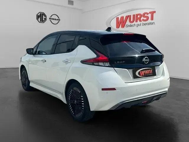 Gebraucht Nissan Leaf 360º 160 kW (218 PS) 2022 Weiss Kleinwagen