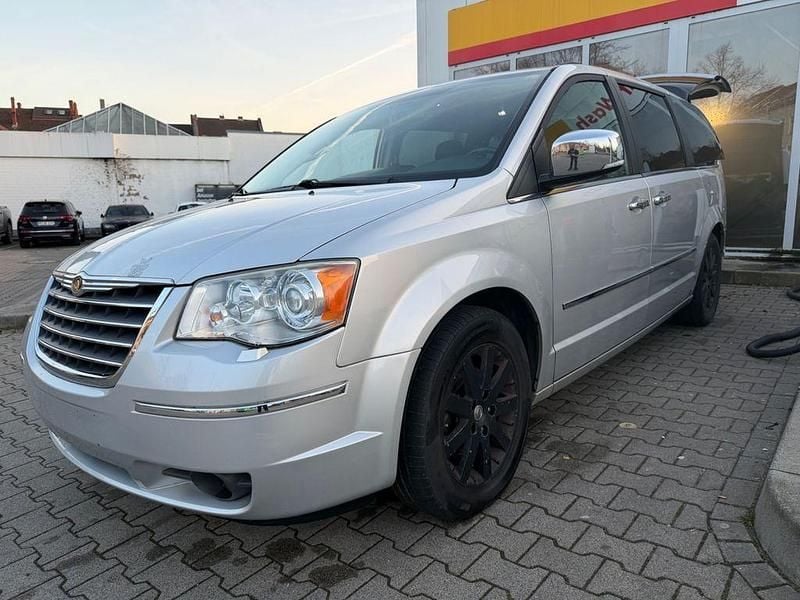 Gebraucht Chrysler Grand Voyager Limited 163 PS (119 kW) 2008 Silber Van / Kleinbus