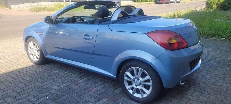Gebraucht Opel Tigra 125 PS (91 kW) 2005 Blau Cabrio