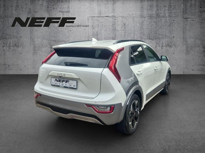 Gebraucht Kia e-Niro Inspiration 150 kW (204 PS) 2022 (swp) snow white pearl SUV