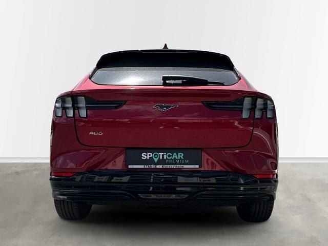 Gebraucht Ford Mustang Mach-E Basis 197 kW (269 PS) 2022 Rot SUV