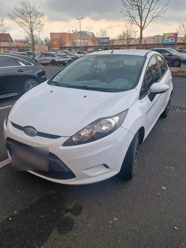 Gebraucht Ford Fiesta 2009 Weiß Kleinwagen