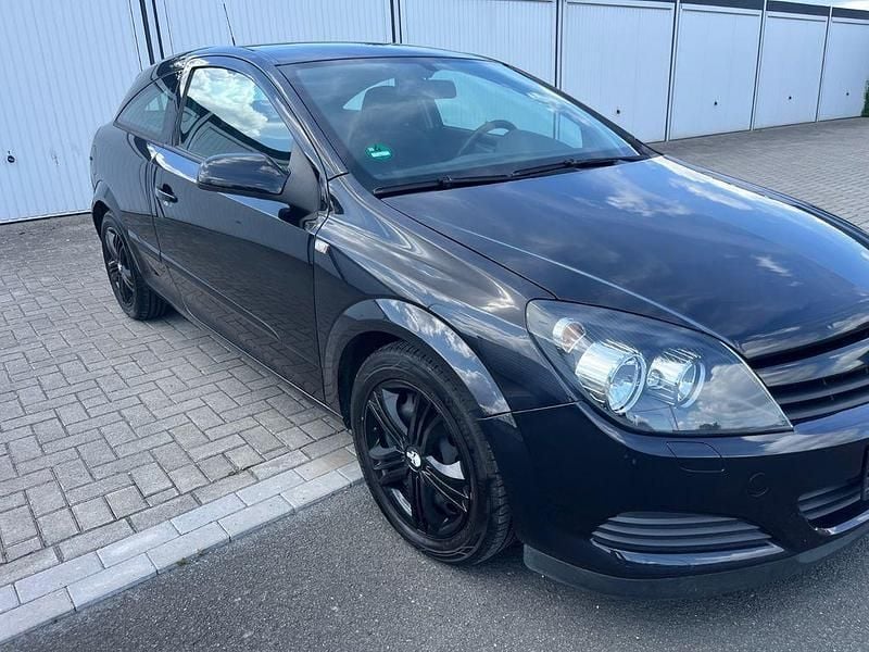Gebraucht 2005 Opel Astra GTC Limousine | 1.999 € (Fairer Preis) - Bild 1/4