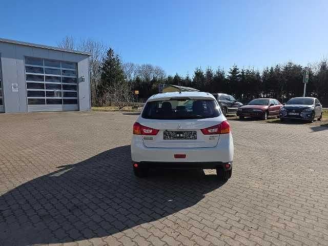 Gebraucht Mitsubishi ASX Classic Collection 117 PS (86 kW) 2015 Weiß SUV