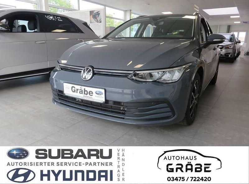 Grau Gebraucht 2021 VW Golf VIII Life Kombi | 18.990 € (Fairer Preis) - Bild 1/4