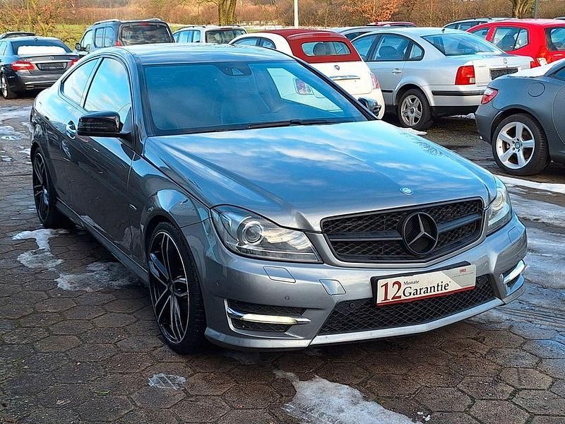 Gebraucht Mercedes C250 204 PS (150 kW) 2013 Silber