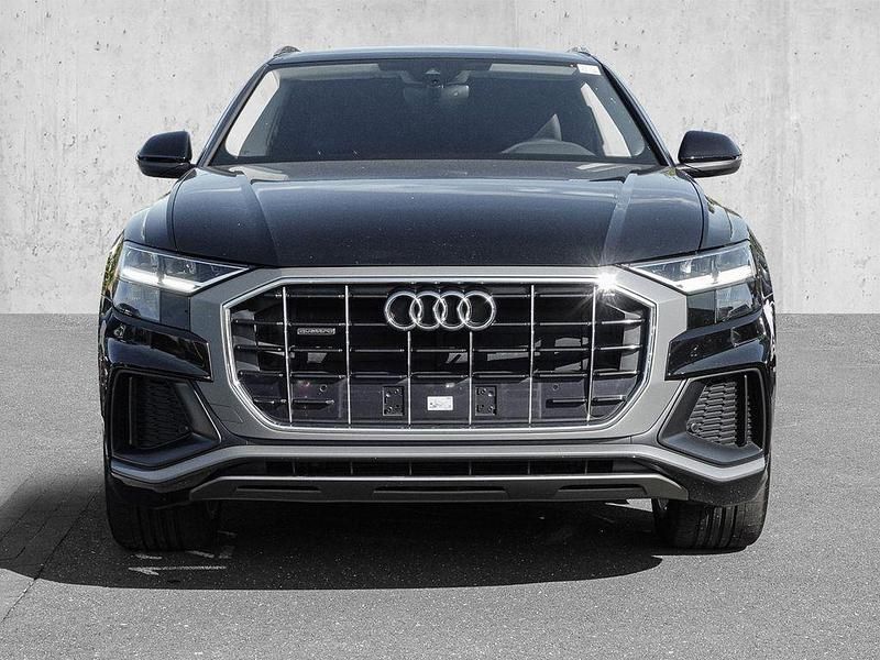Gebraucht Audi Q8 Performance 286 PS (210 kW) 2022 Mythosschwarz metallic SUV