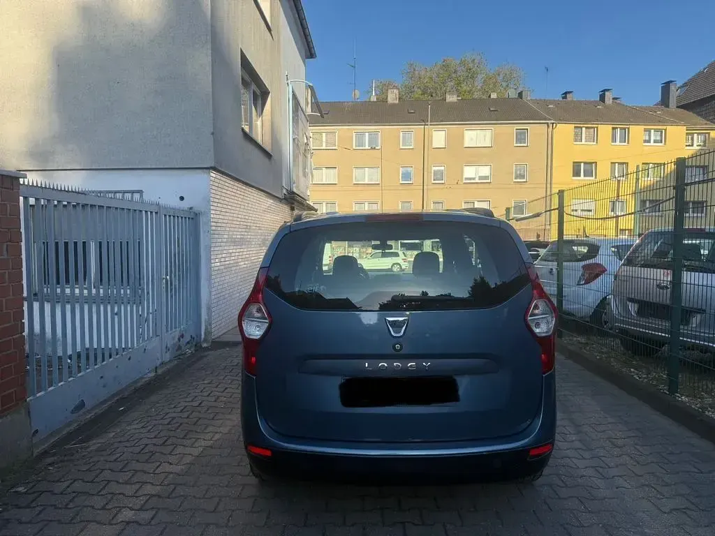 Gebraucht Dacia Lodgy Prestige 116 PS (85 kW) 2013 Blau Van / Kleinbus