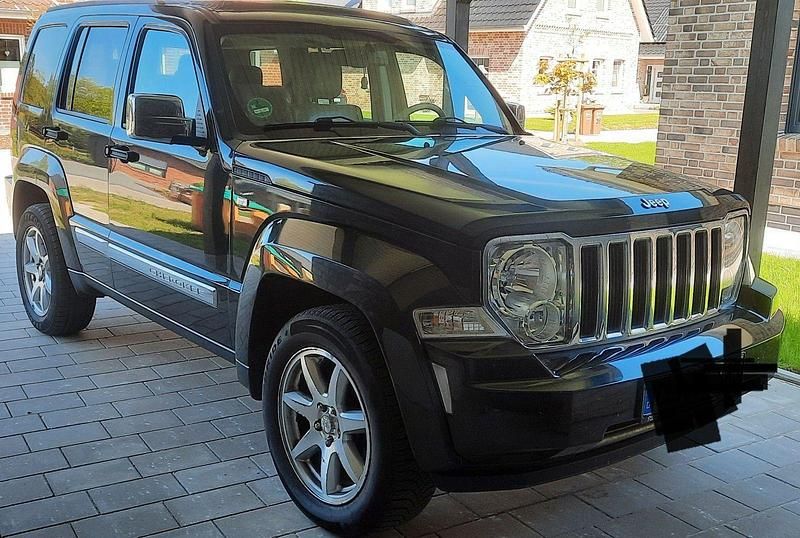 Gebraucht Jeep Cherokee Limited 200 PS (147 kW) 2009 Schwarz SUV