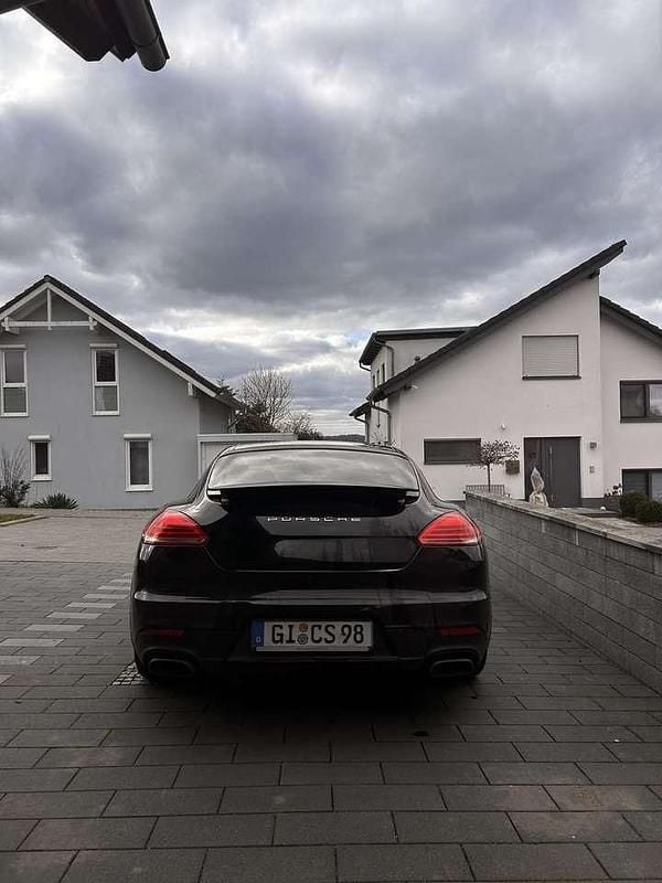 Gebraucht Porsche Panamera 300 PS (220 kW) 2015 Schwarz Kleinwagen