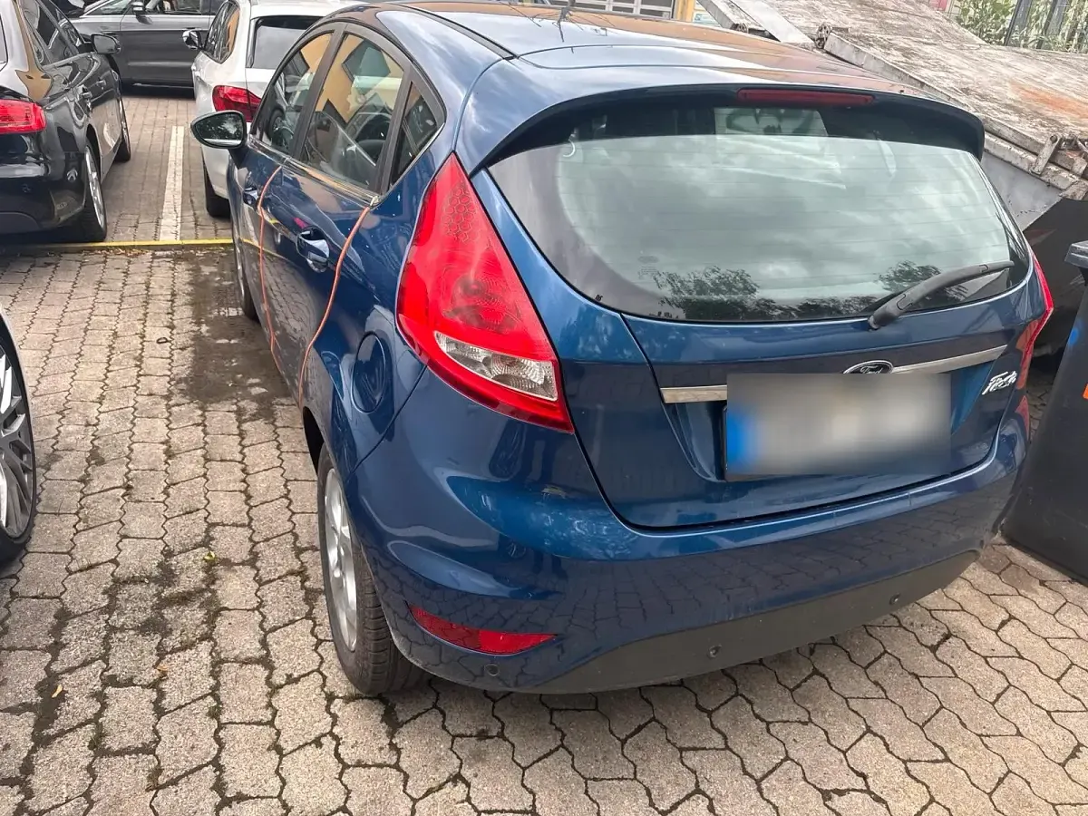 Gebraucht Ford Fiesta 82 PS (60 kW) 2009 Blau Kleinwagen