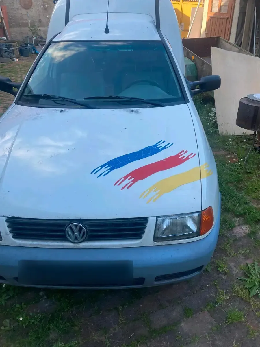 Gebraucht VW Caddy 60 PS (44 kW) 2001 Weiß Van / Kleinbus