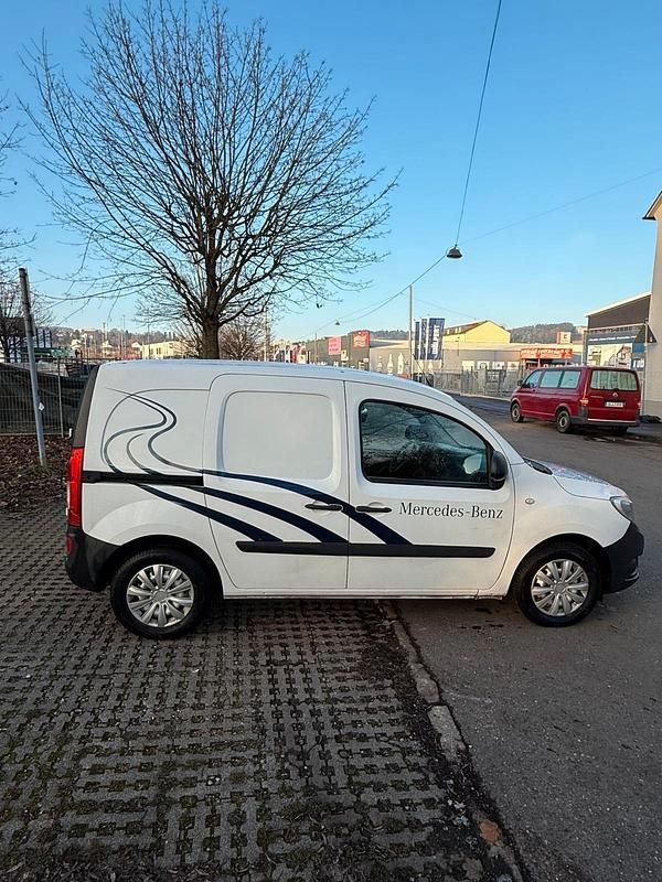 Gebraucht Mercedes Citan 108 75 PS (55 kW) 2013 Weiß Limousine