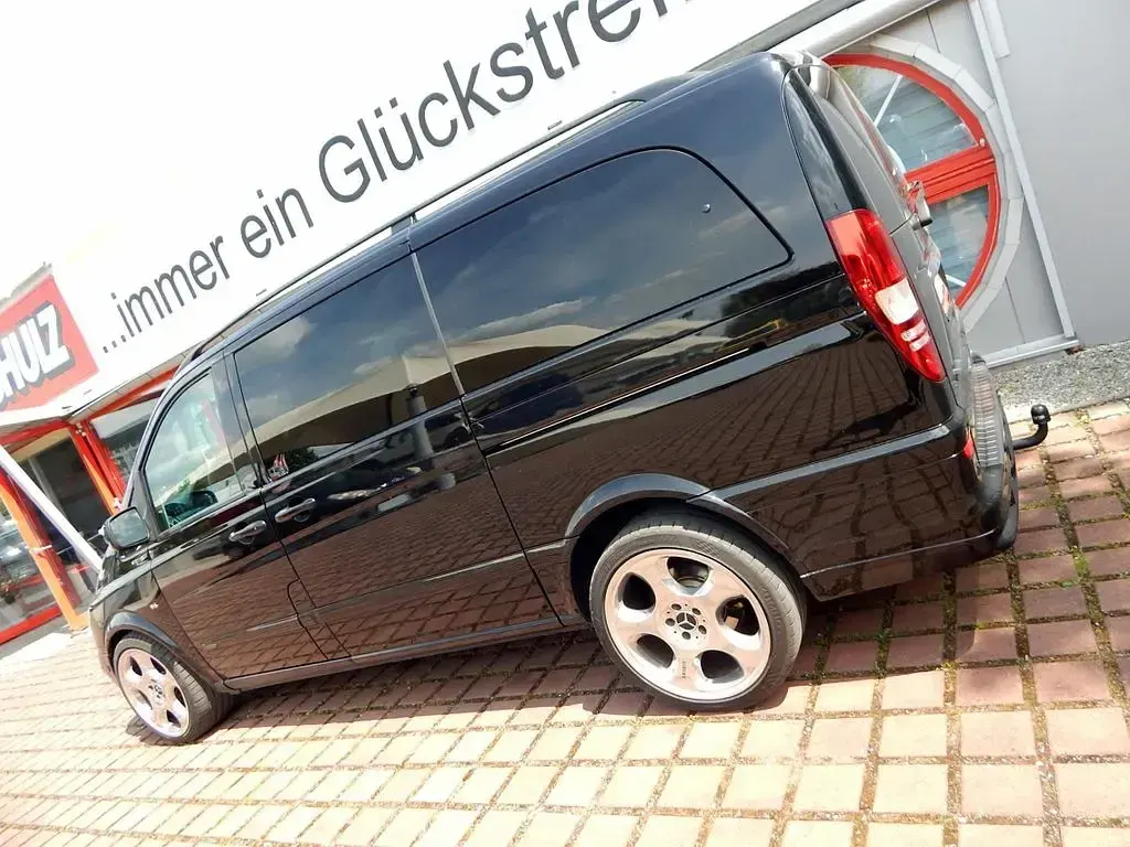 Gebraucht Mercedes Viano 242 PS (177 kW) 2010 Schwarz Van / Kleinbus